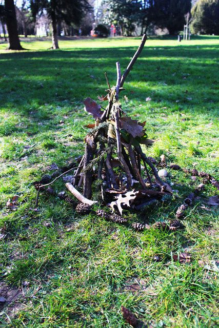 La définition du Land Art est d'utiliser la nature pour créer une représentation que l'on appelle œuvre d'art de Land Art