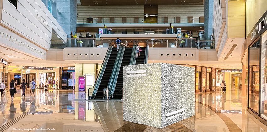 un cube géant de 2m de coté décoré et exposé dans un centre commercial idée animation play art pour stimulation compte instagram