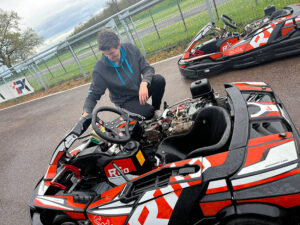 Atelier sécurité au travail sur Karting 4T