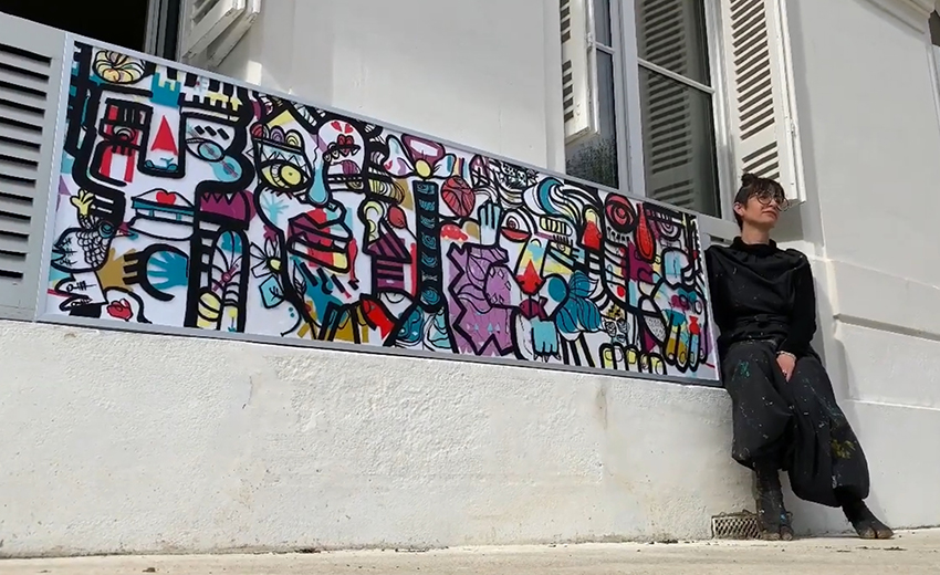 Une fresque commune sobre encadrée après un team building à Tours avec aNa Fernandes organisé par My Art Box