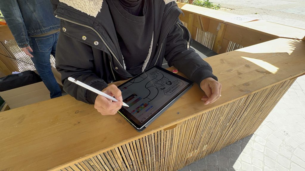 aNa est une artiste digitale qui propose une animation fresque facilitation graphique digitale à Abbeville