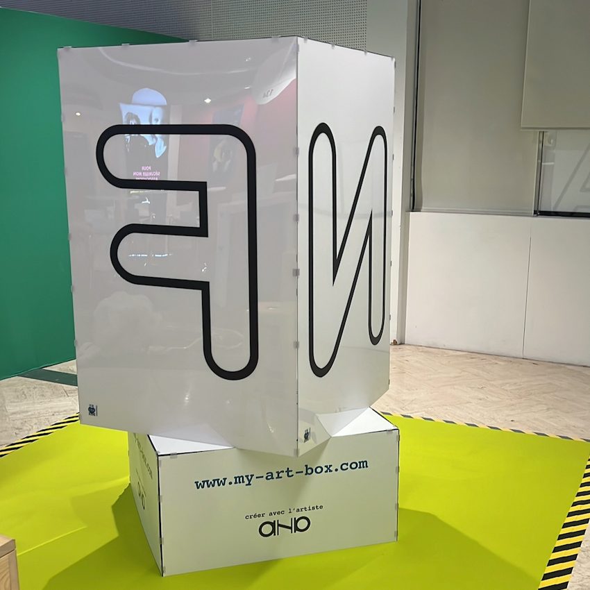 Installation éco-responsable My Art Box et christophe chazot pour cube animation amélioration continue à Paris
