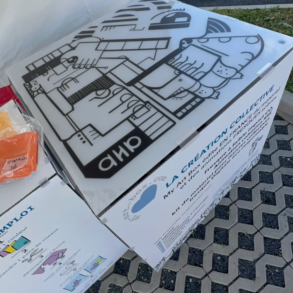 Fresque imprimée sur panneau plexiglas pour animation RSE lors d’une inauguration immobilière