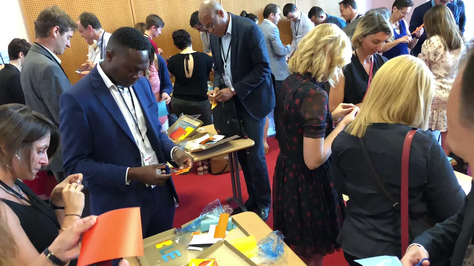 Participants lors d'une animation team building à Lyon pour l'Ordre des Experts Comptables.