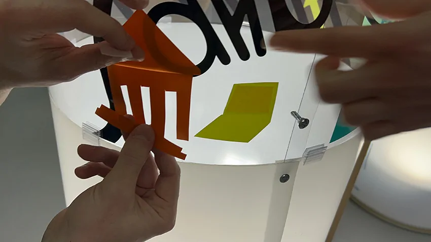 idée d'atelier de cohésion équipe Totem Box regular 750x1500mm