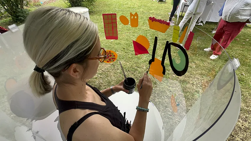 1 Cadeau Artistique pour Anniversaire 40 ans est disponible à Paris et dans toute la France au même prix