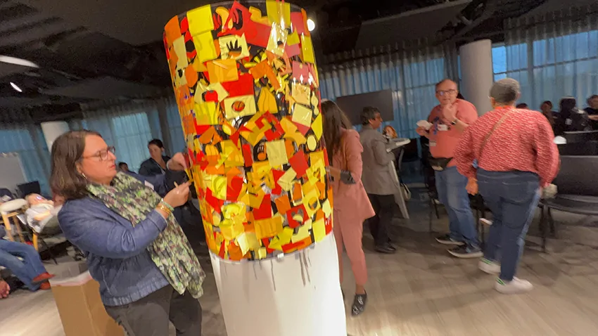 L'Animation cohésion par le jeu My Art Box à Paris est ludique et éco-responsable car elle ne génère que très peu de déchets.