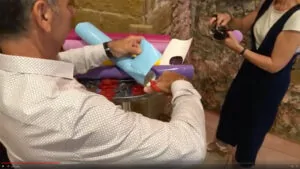 Matériel rse pour œuvre collaborative éco-responsable Totem Box Idée Animation Anniversaire Entreprise à Lyon