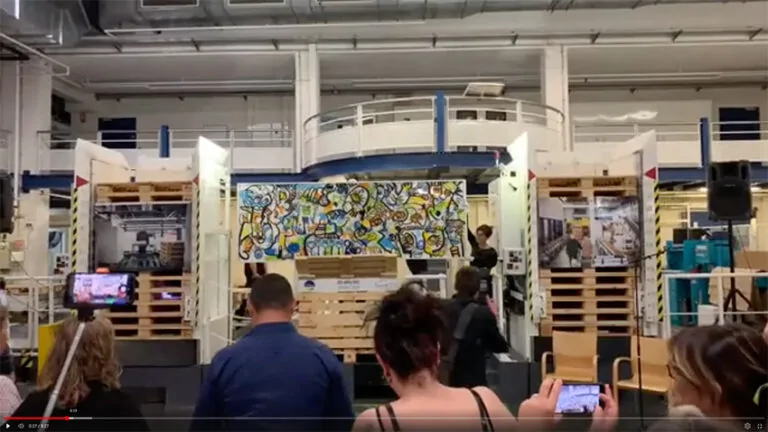 Le résultat présenté à la suite de l'Animation Fresque My Art Box Anniversaire Entreprise à Lyon