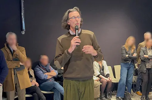 Christophe Chazot est un coach créatif My Art Box qui se déplace dans toute la France, à l'étranger et en webinaires internationaux