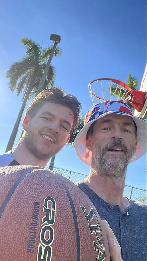 Christophe Chazot et son fils Lou-Dino au basket-ball