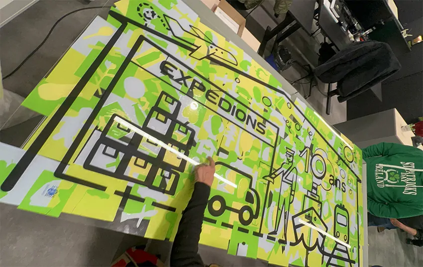 Un détail de la fresque des passions et des participants à cette fresque sans peinture éco-responsable qui ne génère pas de déchets