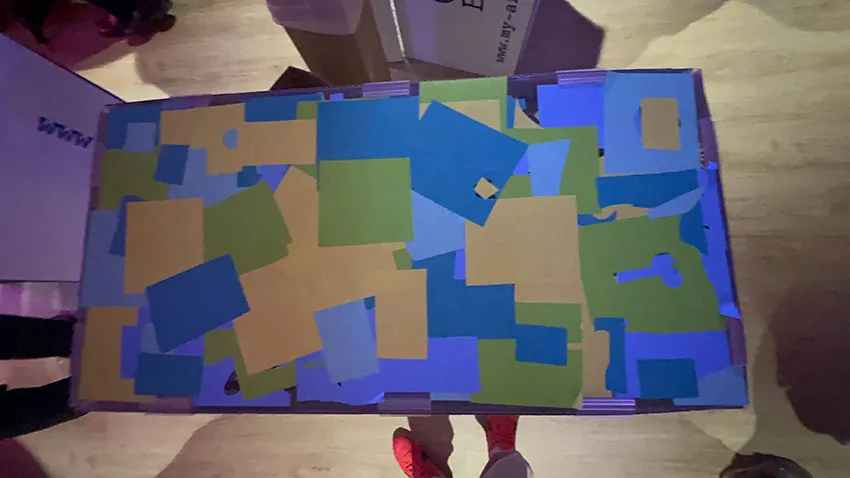 Le dos de la fresque inauguration à Angers en fin d'animation éco-responsable My Art Box animée par christophe chazot