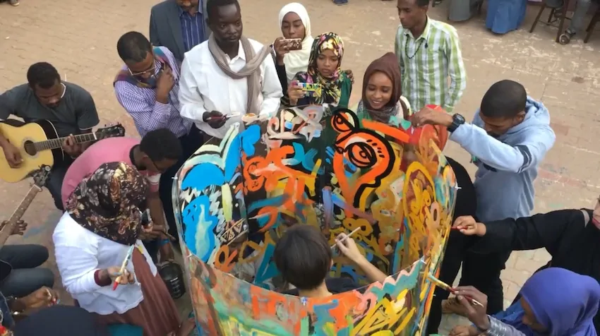 Le protocole d'Anthropotekhné My Art Box à Khartoum à l'Université des Arts